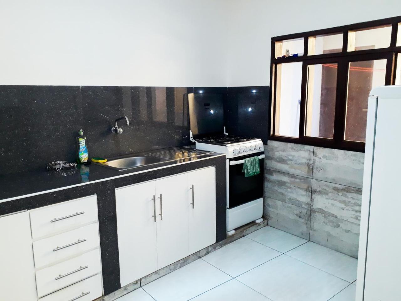 City Lodge Apart Санта-Крус-де-ла-Сьерра Экстерьер фото