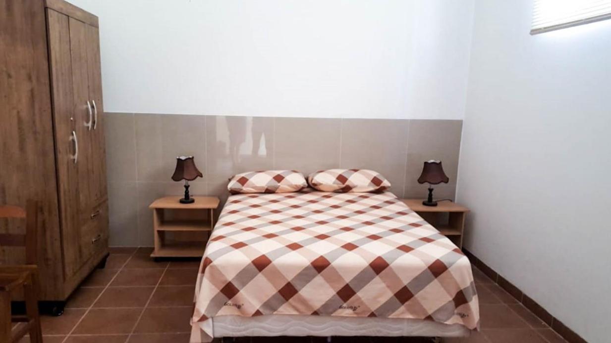 City Lodge Apart Санта-Крус-де-ла-Сьерра Экстерьер фото